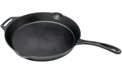 Cast iron pan with handle