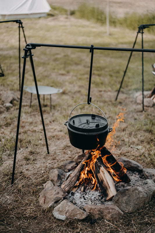 Dutch Oven With Legs